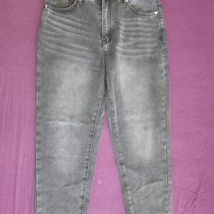 SHEIN Gray Straight Leg Women's Jeans